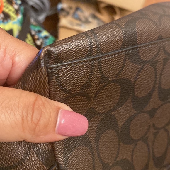 City Zip Tote In Signature Canvas Preloved SOLD - Picture 16 of 16